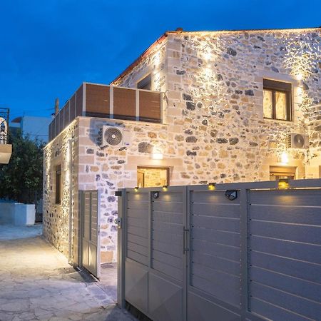Piedra Residence Pigi  Exterior photo